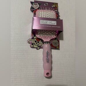 Ed Hardy pink and white paddle hairbrush BNWT